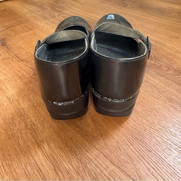 Dansko Marcelle Mary jane clogs Black patent Leather Upper Sandals - Picture 9 of 11